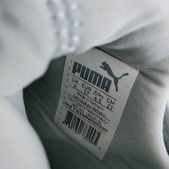 ⭕SOLD⭕ Puma Fenty Trainor Rihanna "RIRI"Sneakers - Picture 12 of 15